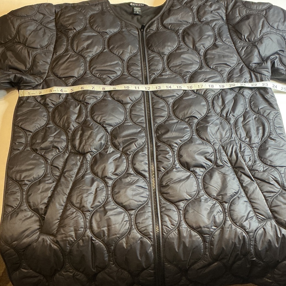 Athleta Black Quilted Puffer Jacket Size Large Women - Picture 5 of 10